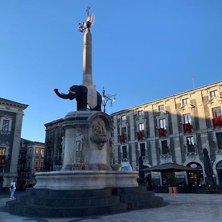Appartamento Donna Luisa-Catania Charming Esterno foto